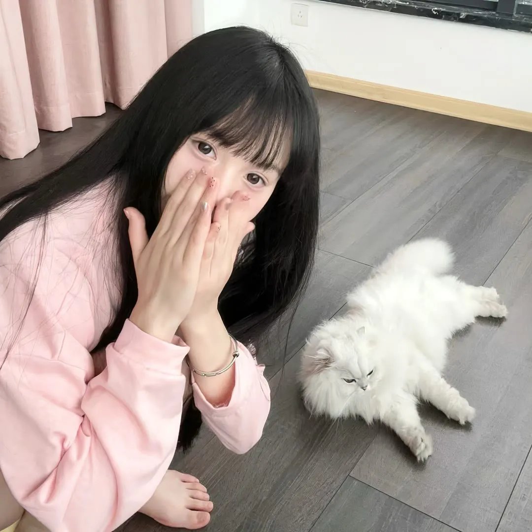 俏皮女学生